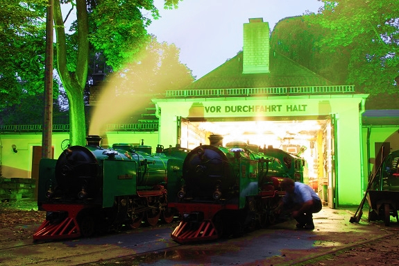 Galerie Lichterfahrten bei der Parkeisenbahn - Bild 1