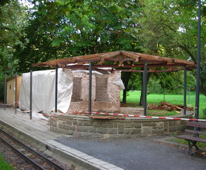 Bild Im Jahr 2009/20 wurde der Bahnhof Palaisteich erneuert.