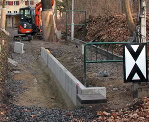 Bild Bauarbeiten am Banhof Carolasee der Parkeisenbahn 2014