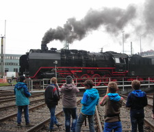 Bild: Ausflüge und Exkursionen für die Kinder und Jugendlichen der Dresdner Parkeisenbahn