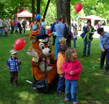 Bild: Parkolino beim Kinderfest der Dresdner Parkeisenbahn