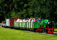 Bild Liliputdampflokomotive Lisa unterwegs im Großen Garten.