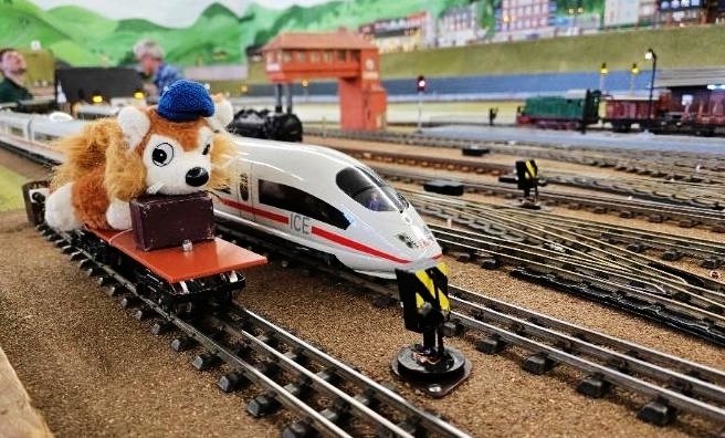 Parkolino und ICE