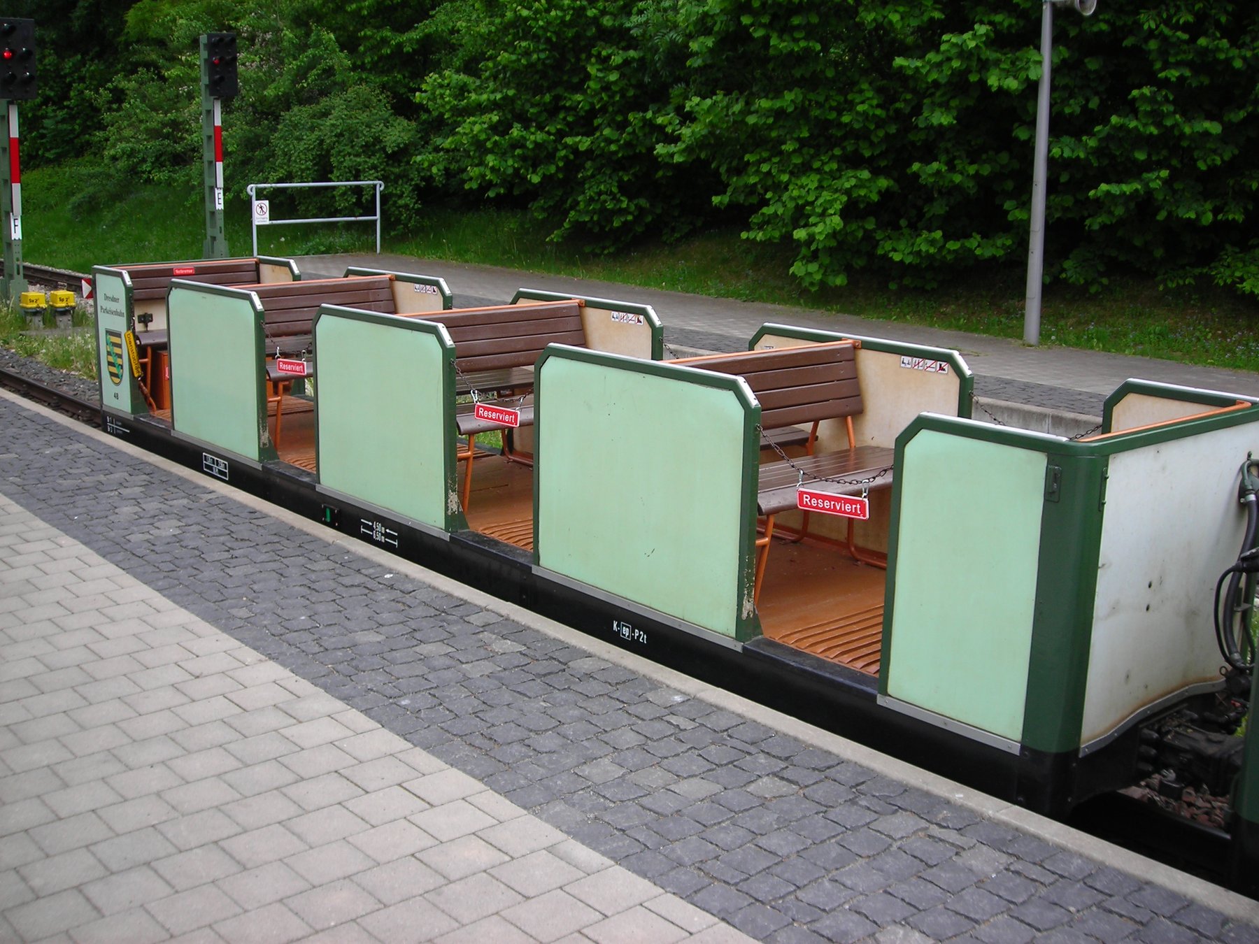 Personenwagen offen