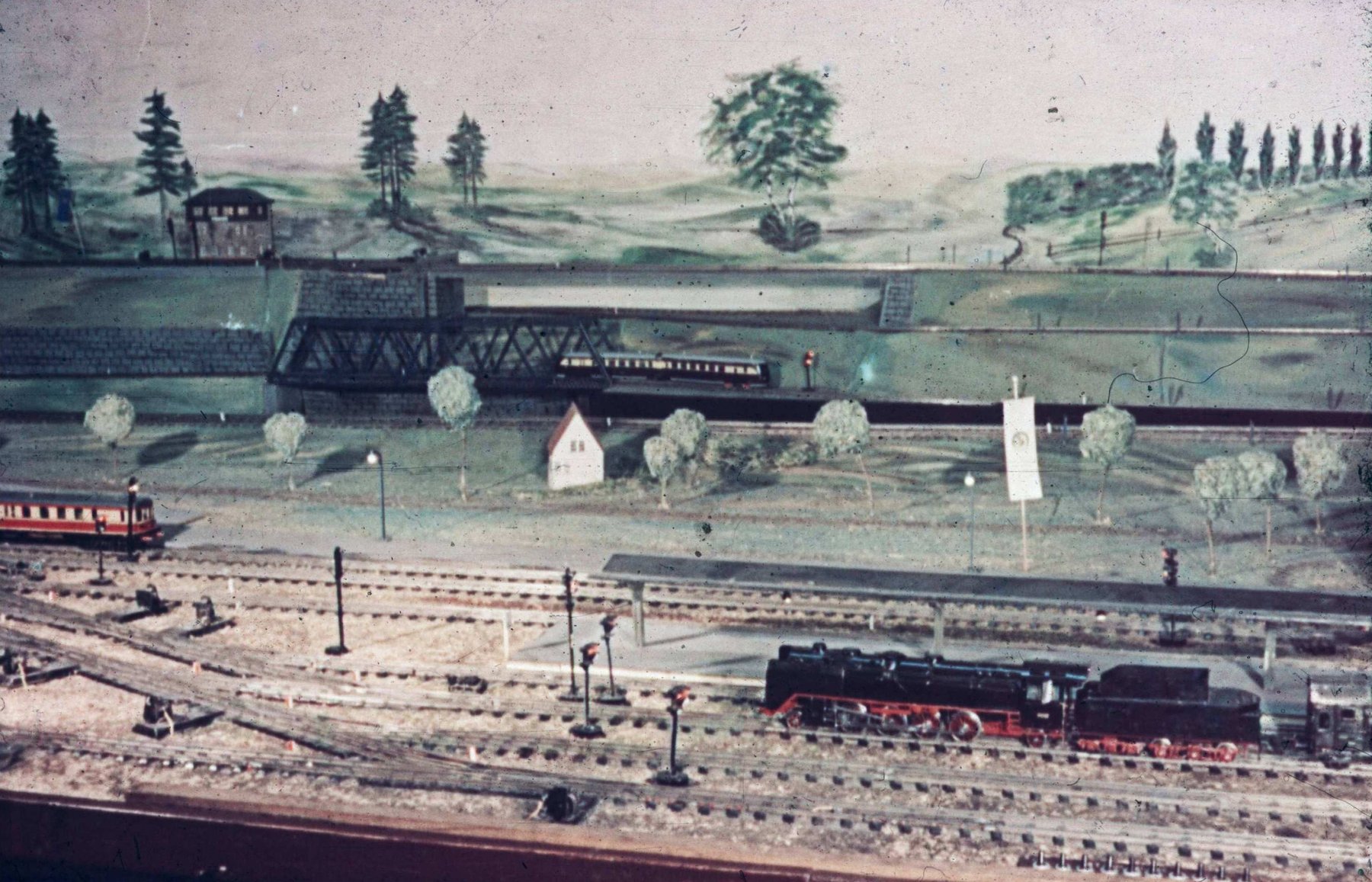 die erste Modellbahn für die Pioniereisenbahner wurde von Hans Otto Voigt gebaut