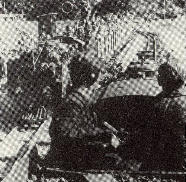 Zugkreuzung auf der Ausweichstelle "Große Wiese"